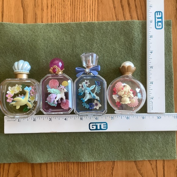 Pokemon PETITE FLEUR Collection Ltd Ed Capsuled Toy Figures x 4 no box *as shown - Picture 15 of 15